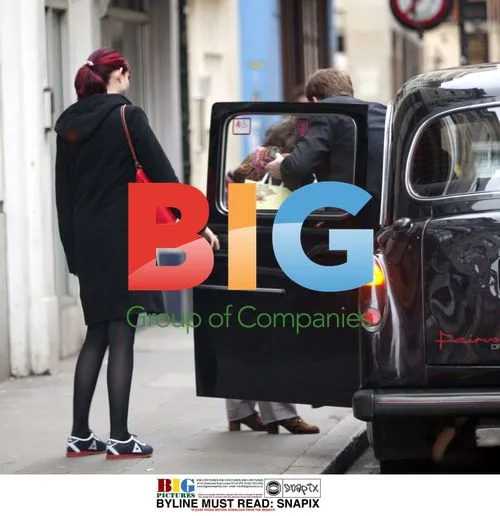 Sophie Ellis-Bextor Spotted Shopping in London