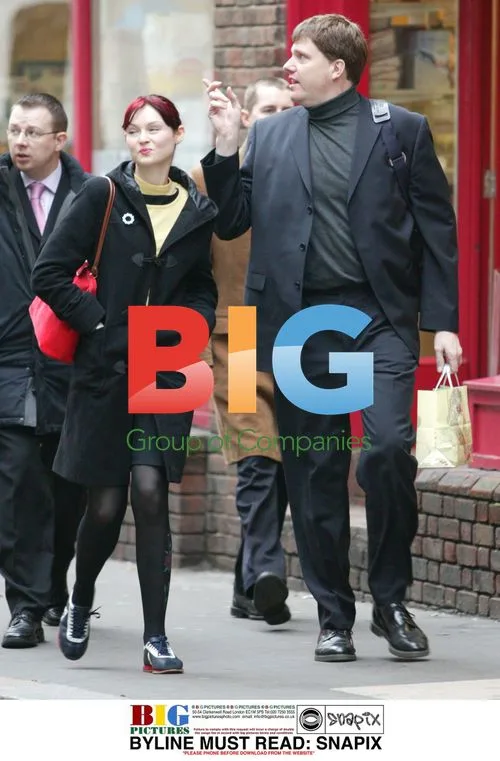 Sophie Ellis Bextor Shopping in London