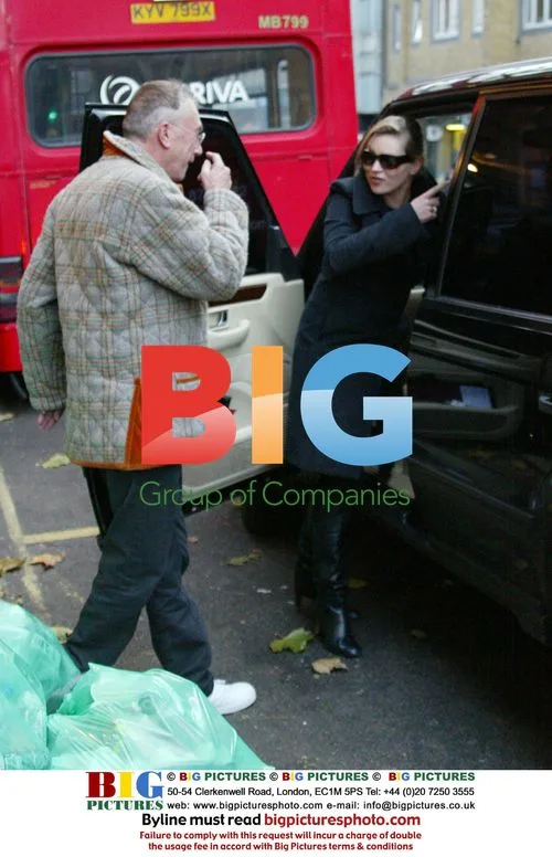 Kate Moss Shopping in London