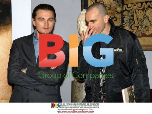 Daniel Day-Lewis and Leonardo DiCaprio at Gangs of New York Press Conference