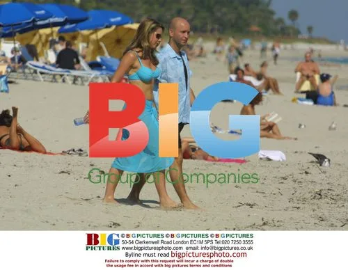 Claire Sweeney and Boyfriend Relax on Miami Beach