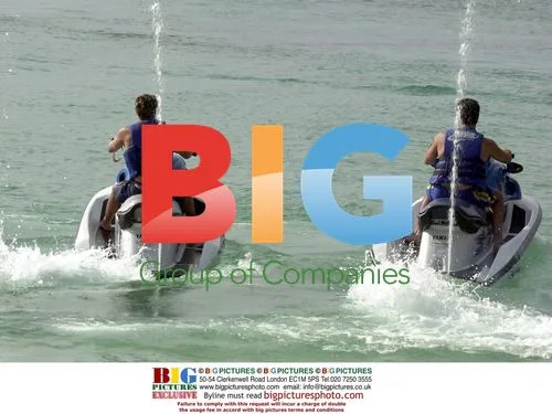 Ryan Seacrest and Simon Cowell Race Jet Skis