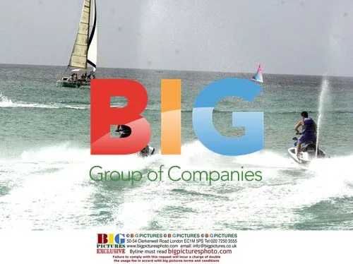 Seacrest and Cowell Jet Ski Race in Caribbean
