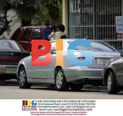 Barbara Feltus Spotted with Boyfriend in Miami