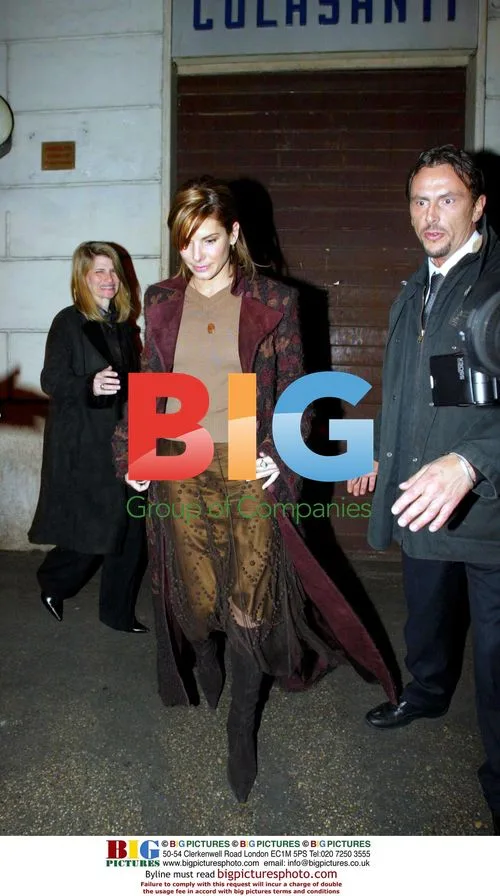 Sandra Bullock at Rome Restaurant