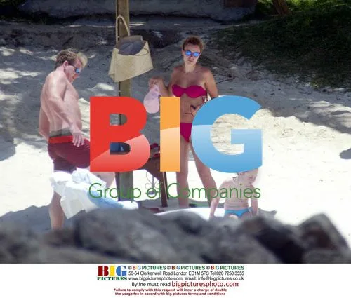 Gordon Ramsay with family in Mauritius
