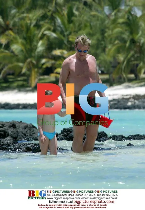 Gordon Ramsay with family in Mauritius