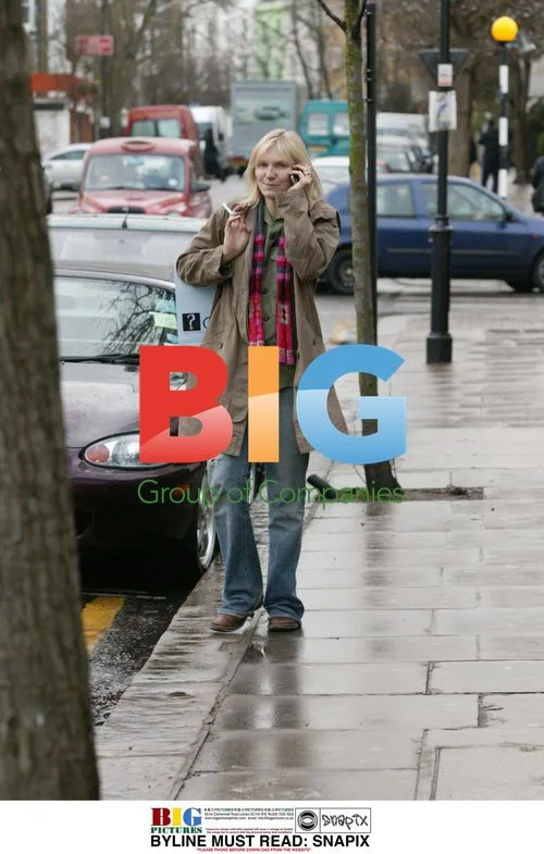 Jo Whiley Shopping in North London