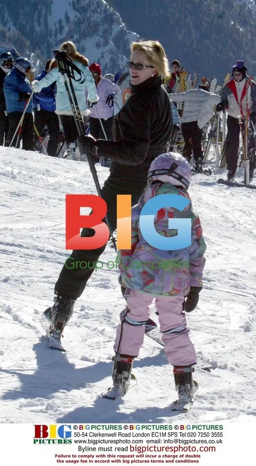Antonio Banderas and Melanie Griffith Skiing in Aspen