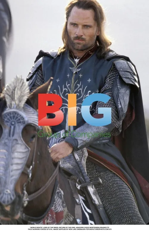 ARAGORN FACES SAURON'S EVIL