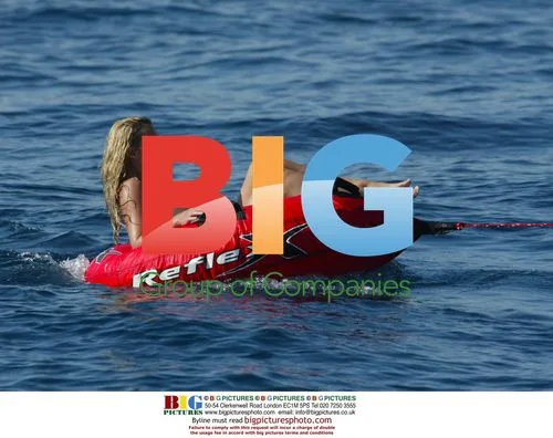 Glamour Model Ebony Enjoys Inflatable Ride