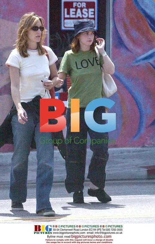 Winona Ryder goes shopping after court