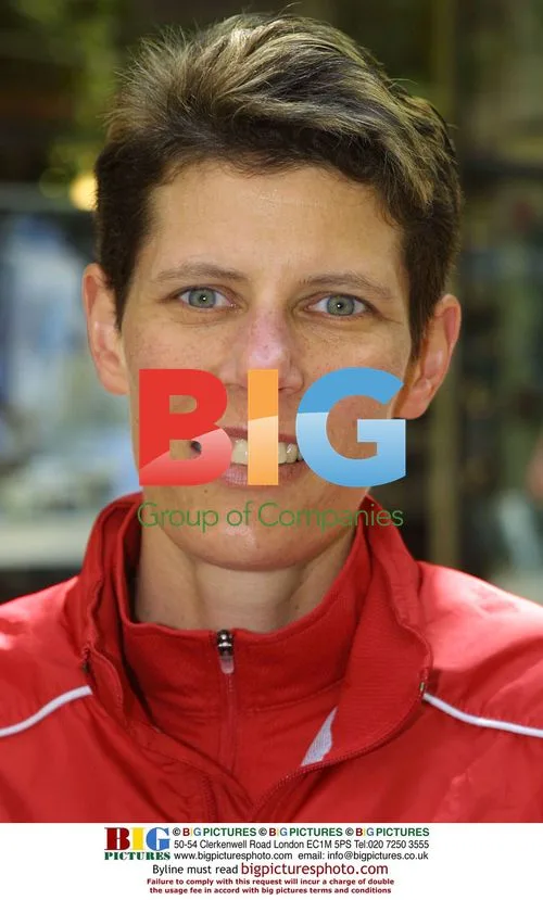 Marathon Runner Marla Runyan Announces ING Sponsorship