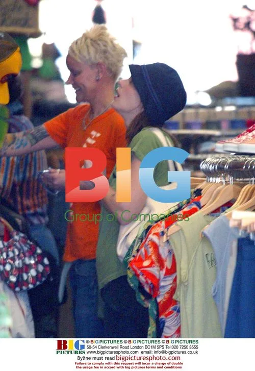 Winona Ryder Shopping in Santa Monica