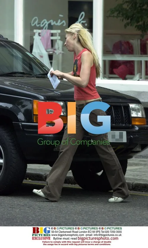 Tamara Beckwith Receives Parking Ticket