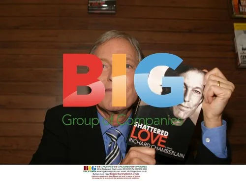 Richard Chamberlain signs 'Shattered Love' memoir