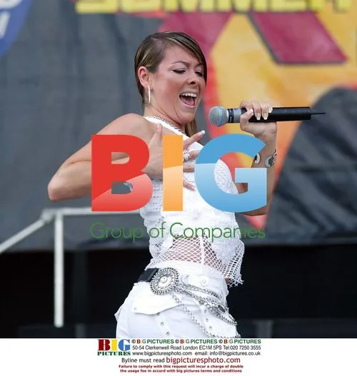 Lisa Scott Lee performing at Summer XS Concert