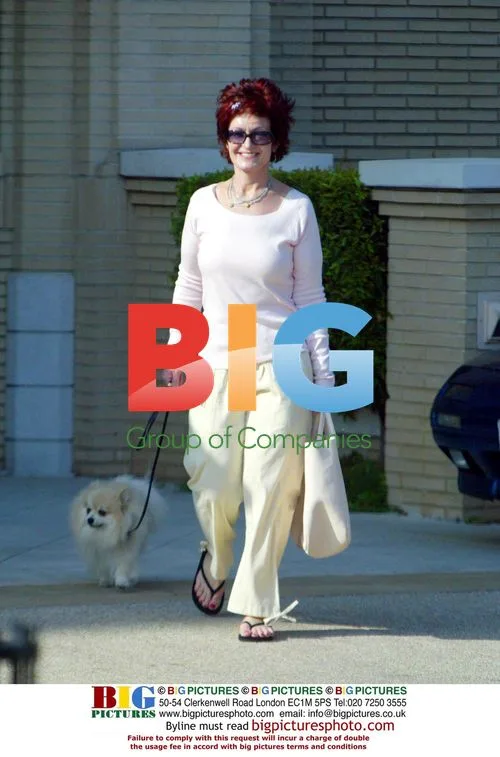 Sharon Osborne Shopping with Dog in Beverly Hills