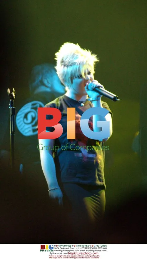 Kelly Osbourne Performs Live at Snicker's Game On Fest