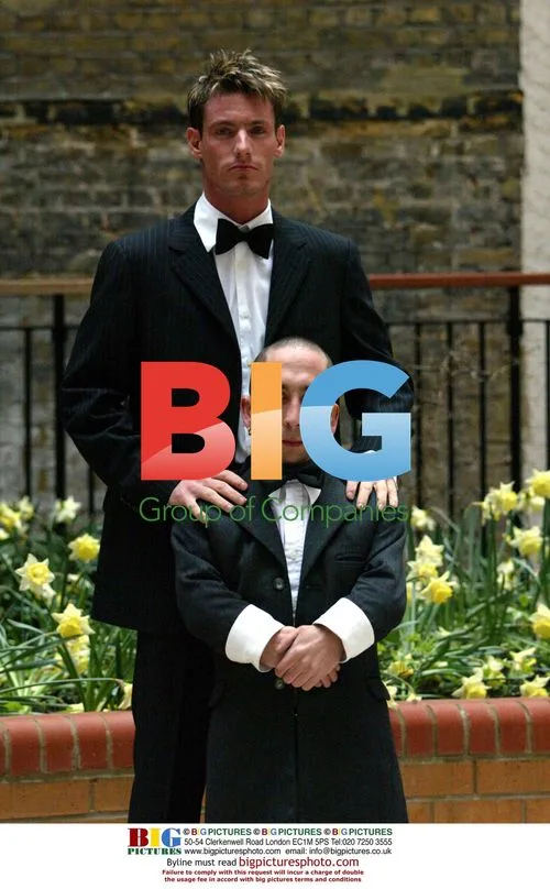 Dean Gaffney with new blonde highlights