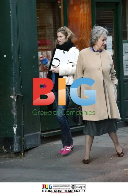 Alexandra Aitkin Shopping in London