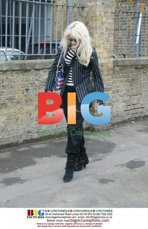 Harry Spotted Visiting James Goodings