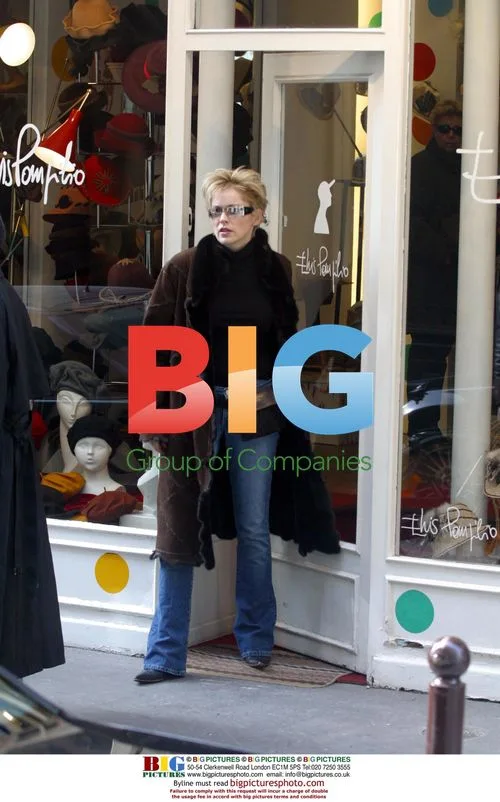 Sharon Stone Shopping in Paris