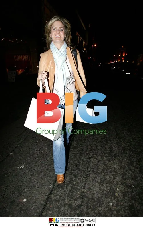 TV Presenter Andrea Boardman Shopping