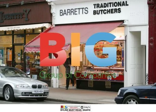 Henry Kelly Seen Shopping in North London