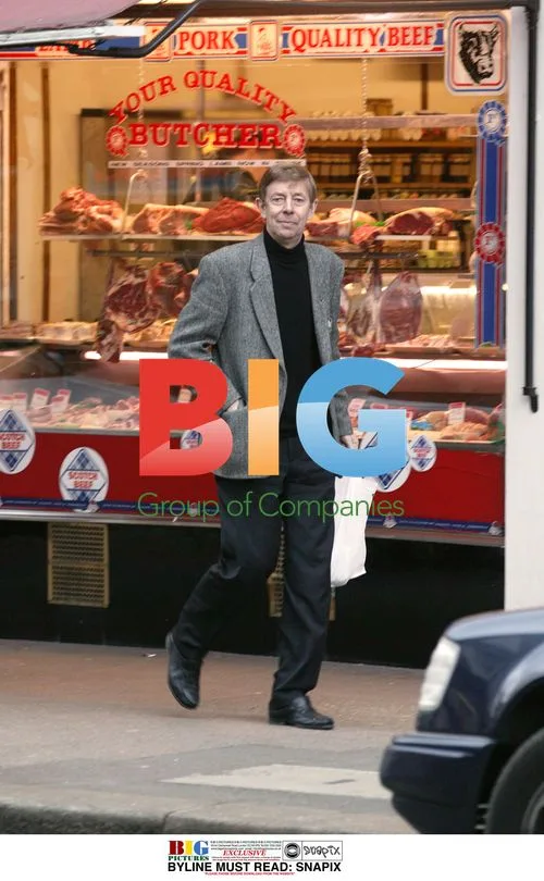 Henry Kelly Shopping in North London