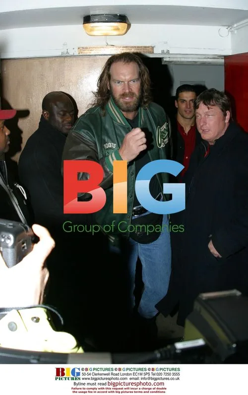 Tyler Mane at Vew Voyage Shop Opening