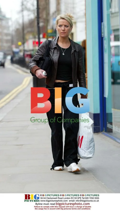 Zoe Lucker Shopping on Kings Road