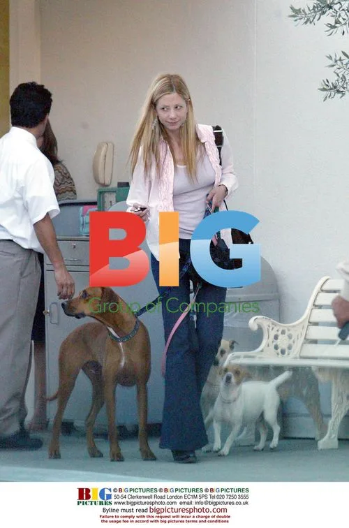 Mira Sorvino out shopping with dogs