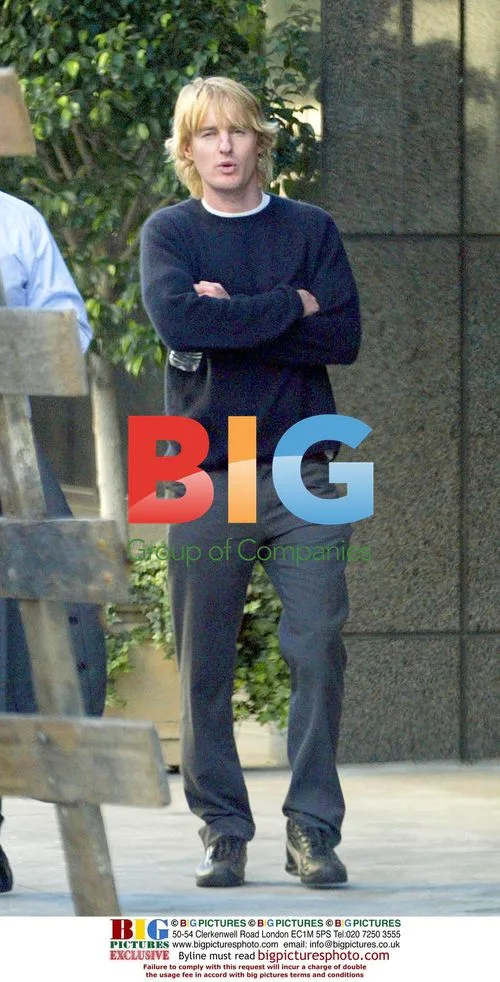 Owen Wilson Appears to Have a Headache