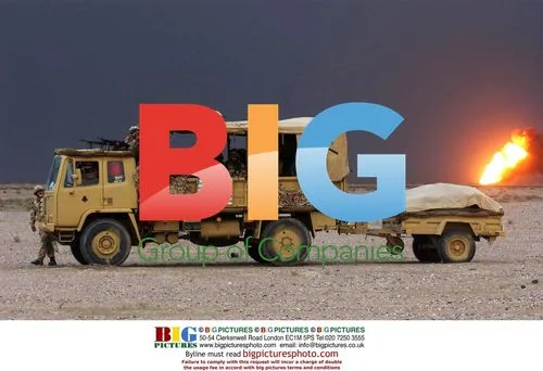 British troops enter Iraq