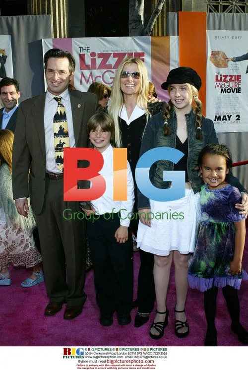 David Carradine & family at 'The Lizzie McGuire Movie' premiere