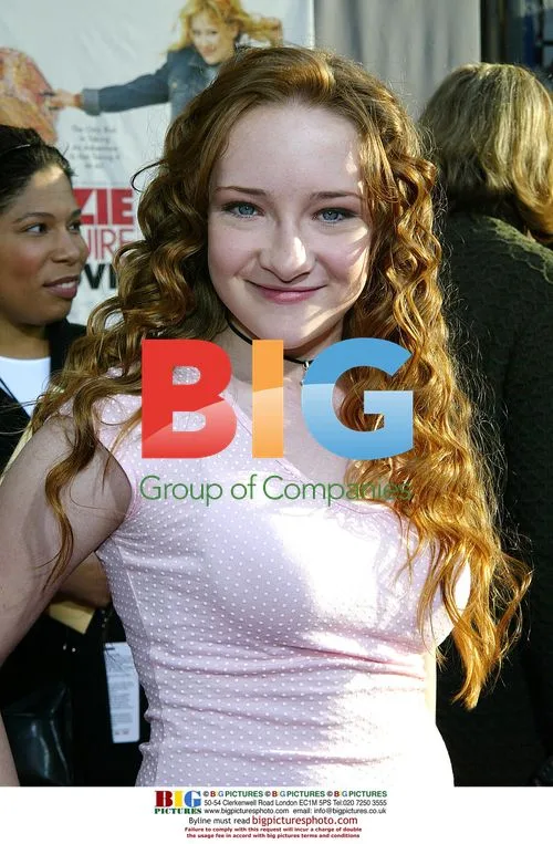 Scarlett Pomers @ 'The Lizzie McGuire Movie' Premiere