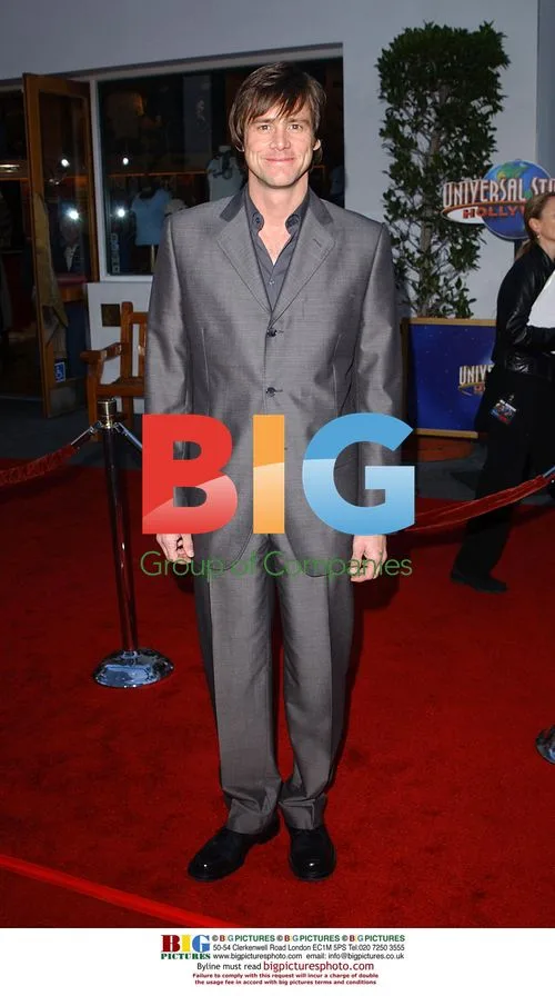 Jim Carrey at 'Bruce Almighty' Premiere