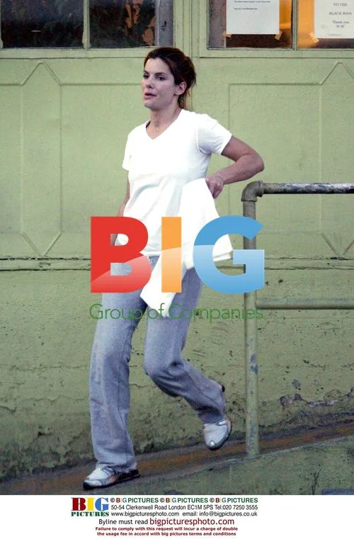 Sandra Bullock Working Out