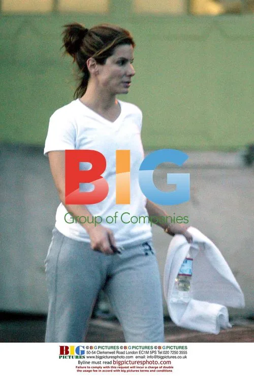 Sandra Bullock Working Out at Gym