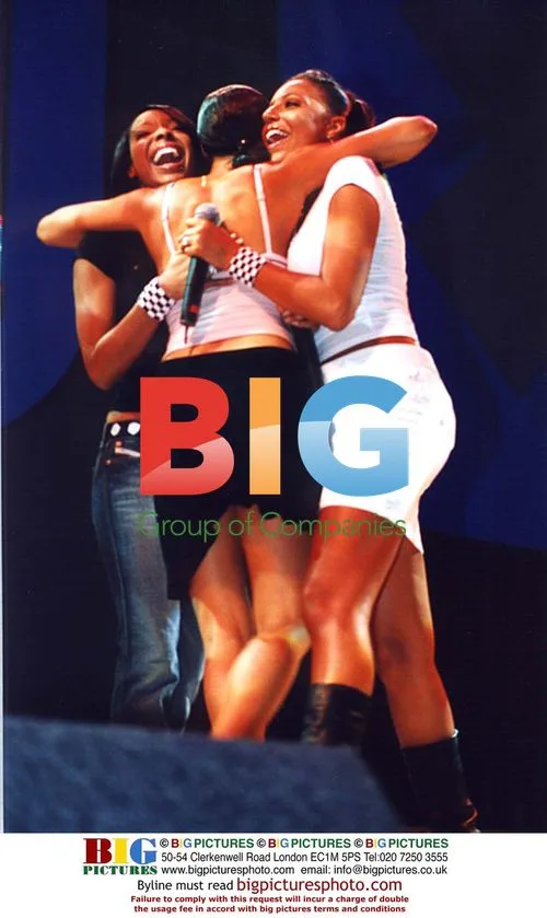MIS-TEEQ Performing at Sheffield Arena
