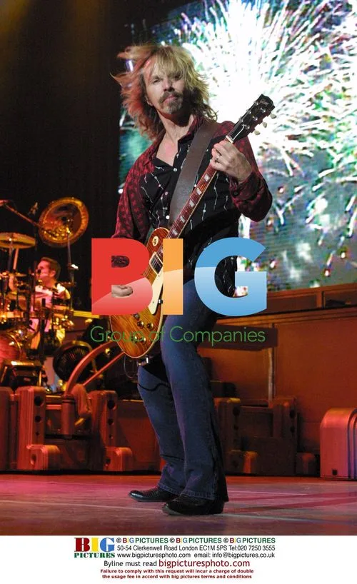 Styx Musician Tommy Shaw Performs