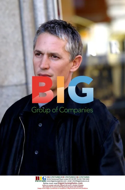 Gary Lineker and wife Michelle shopping