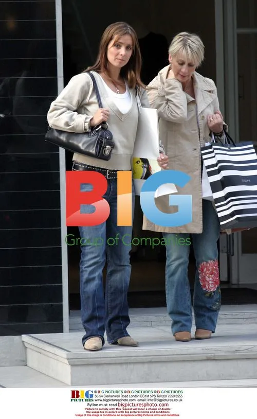 Louise Redknapp Out Shopping in London