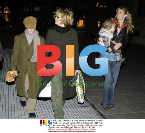 Meg Ryan and Laura Dern's Toy Store Outing