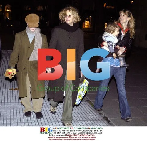 Meg Ryan and Laura Dern Shopping with Sons