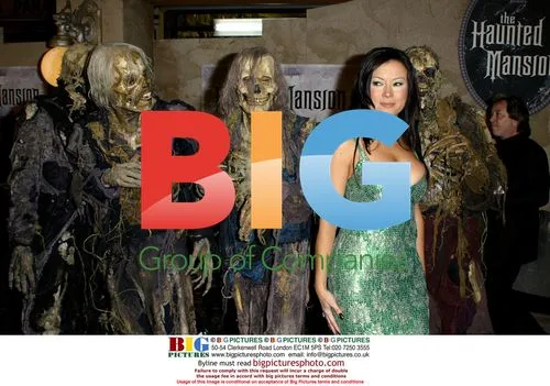 Jennifer Tilly at Haunted Mansion Premiere