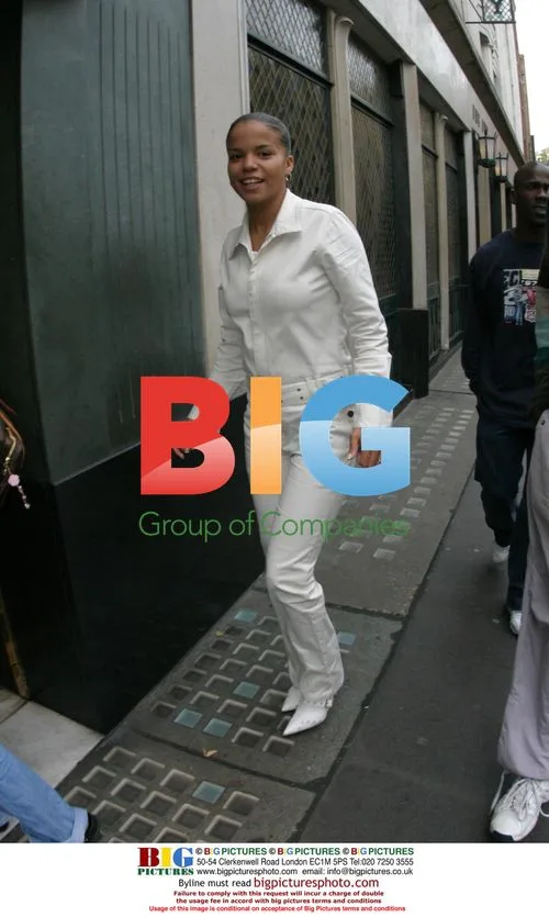 Singer MS Dynamite Lunch at Ivy Restaurant