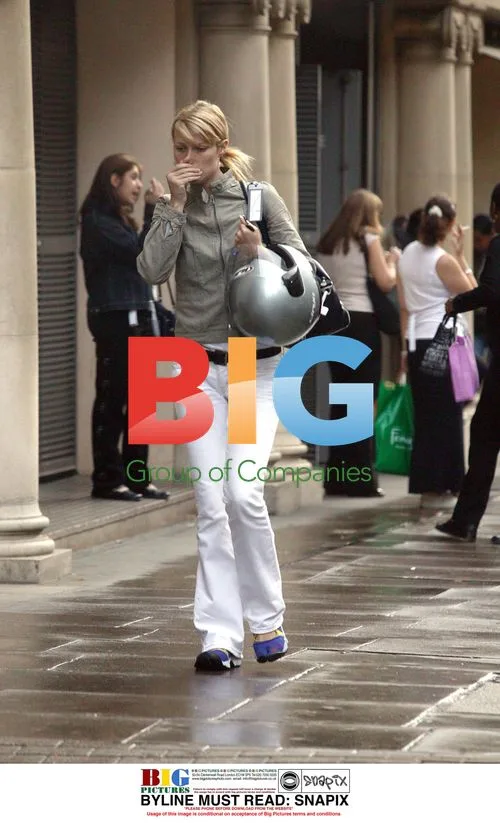 Gwyneth Paltrow Running Errands in London