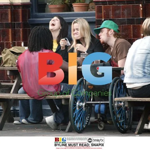 Leigh Francis Enjoying Pub with Friends